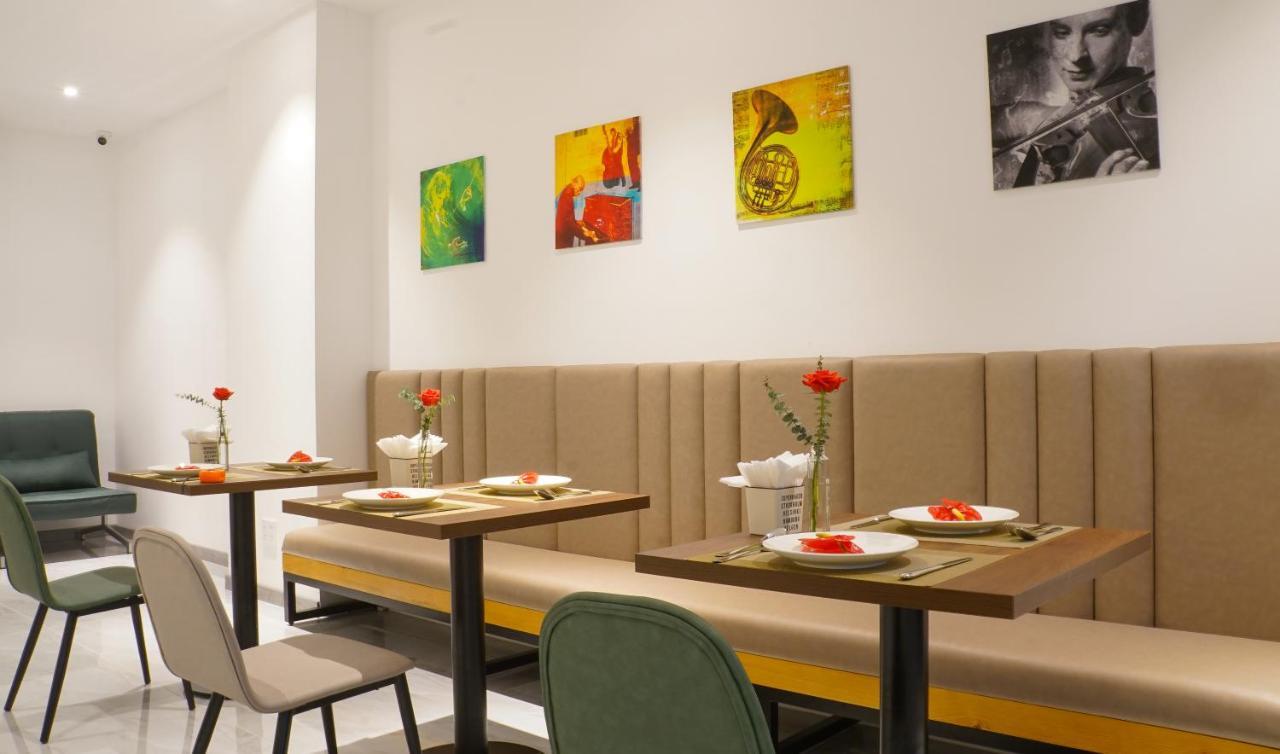Piano Hotel مدينة هوشي منه المظهر الخارجي الصورة